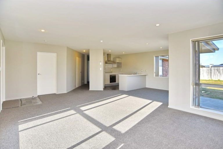 Photo of property in 9 Maple Place, Rangiora, 7400