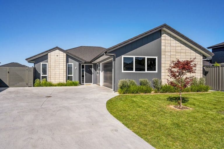 Photo of property in 4 Ruapehu Road, Poraiti, Napier, 4112