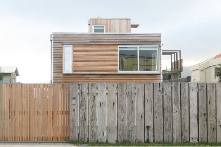 Photo of property in 47 Manly Street, Paraparaumu Beach, Paraparaumu, 5032