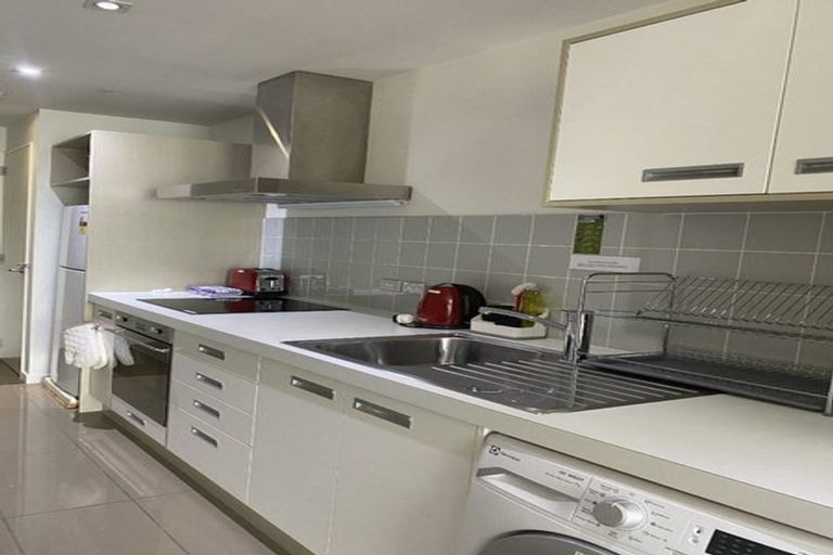 Photo of property in Republic2, 5b/11 Tennyson Street, Te Aro, Wellington, 6011