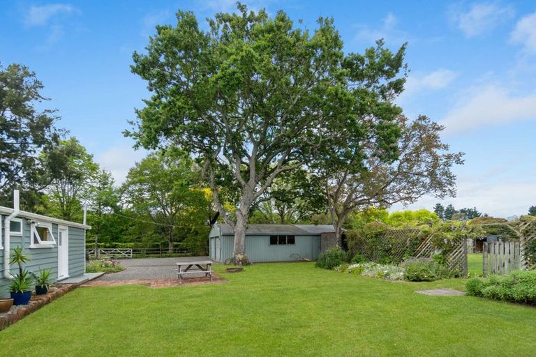 Photo of property in 60 Richmond Road, Carterton, 5713