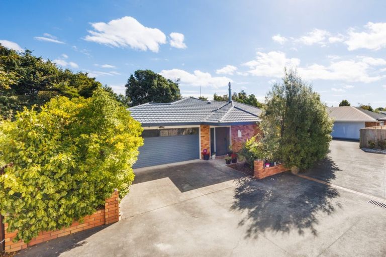 Photo of property in 5 Barnes Court, Roslyn, Palmerston North, 4414