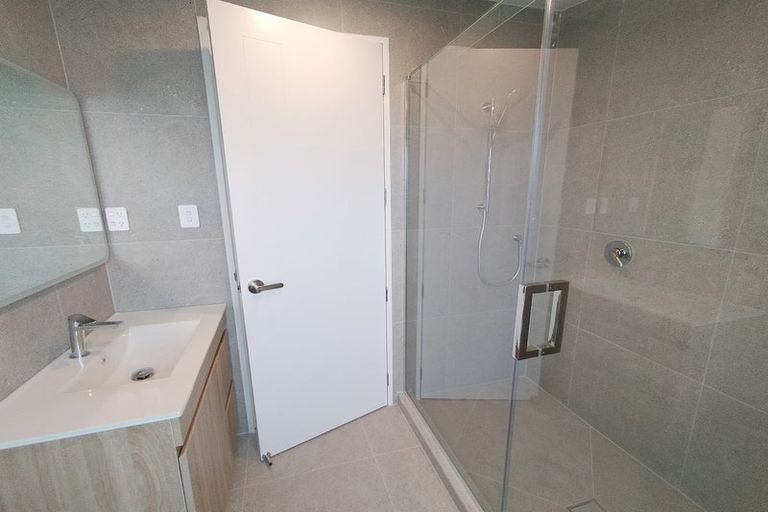 Photo of property in 36d Marendellas Drive, Bucklands Beach, Auckland, 2014