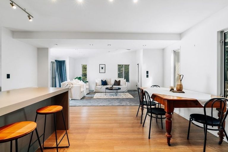 Photo of property in 8 Pisa Moorings Road, Mount Pisa, Cromwell, 9383