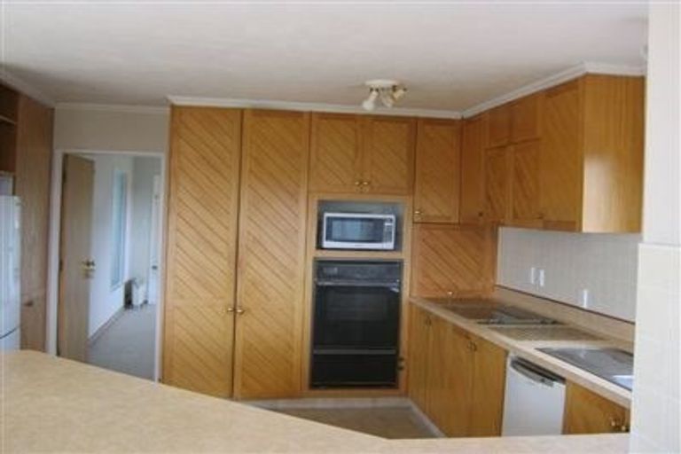 Photo of property in 46 Gurkha Crescent, Khandallah, Wellington, 6035