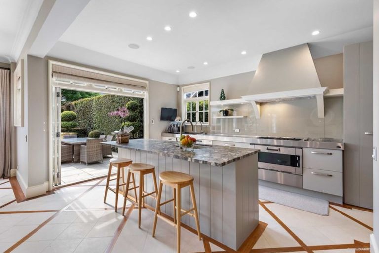 Photo of property in 4 Burwood Crescent, Remuera, Auckland, 1050