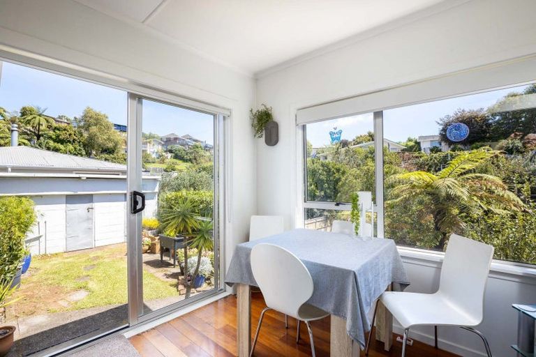 Photo of property in 30 Awanui Street, Merrilands, New Plymouth, 4312