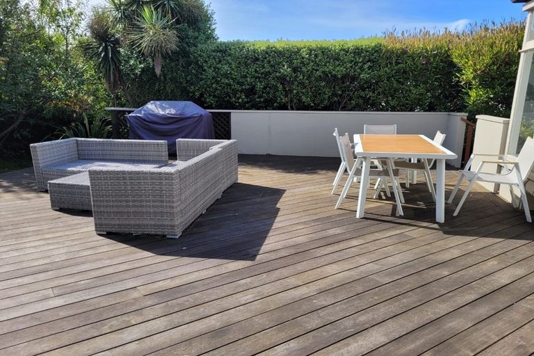 Photo of property in 58 Mount Pleasant Road, Mount Pleasant, Christchurch, 8081