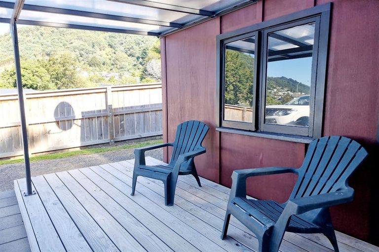 Photo of property in 37a Wairau Road, Picton, 7220