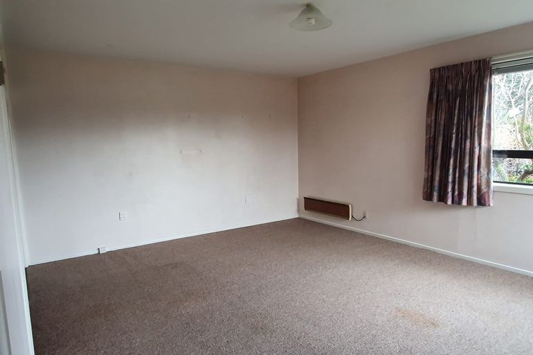 Photo of property in 25 Davidson Crescent, Hornby, Christchurch, 8042