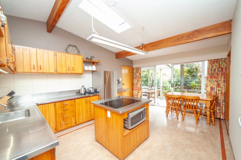 Photo of property in 10 Stormont Place, Avonhead, Christchurch, 8042