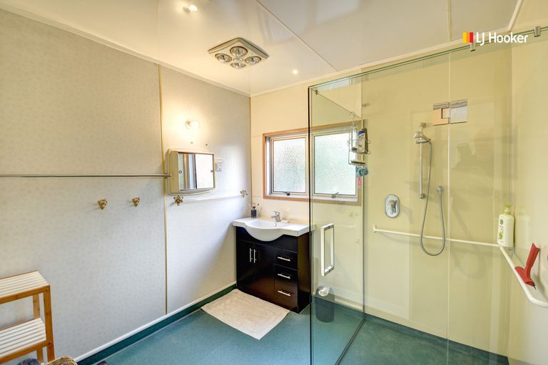 Photo of property in 389 South Road, Caversham, Dunedin, 9012