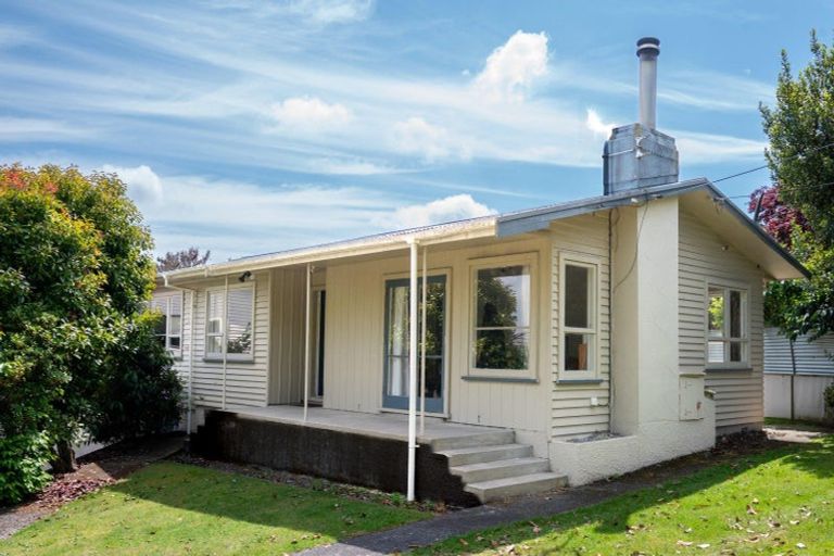 Photo of property in 186 Tamamutu Street, Taupo, 3330