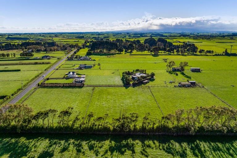 Photo of property in 84 Mawhitiwhiti Road, Normanby, Hawera, 4675