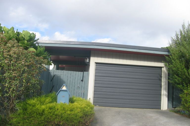 Photo of property in 14 Panorama Grove, Harbour View, Lower Hutt, 5010