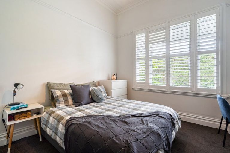 Photo of property in 6 Shoal Bay Road, Devonport, Auckland, 0624