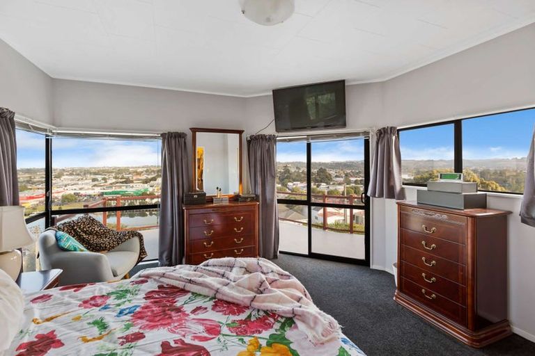 Photo of property in 33 Hipango Terrace, Durie Hill, Whanganui, 4500