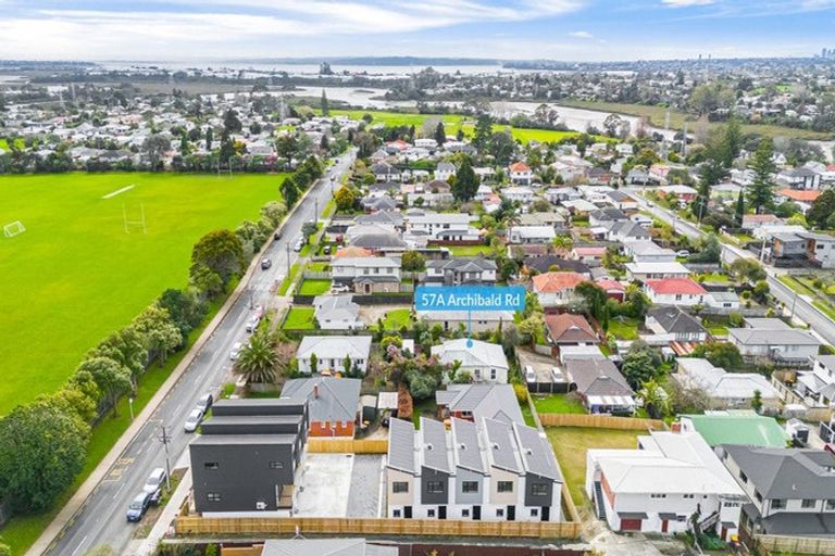 Photo of property in 57a Archibald Road, Kelston, Auckland, 0602