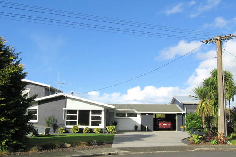 Photo of property in 12 Lincoln Place, Te Kamo, Whangarei, 0112