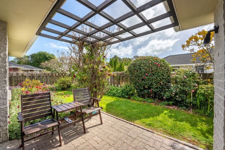 Photo of property in 274 Te Moana Road, Waikanae, 5036