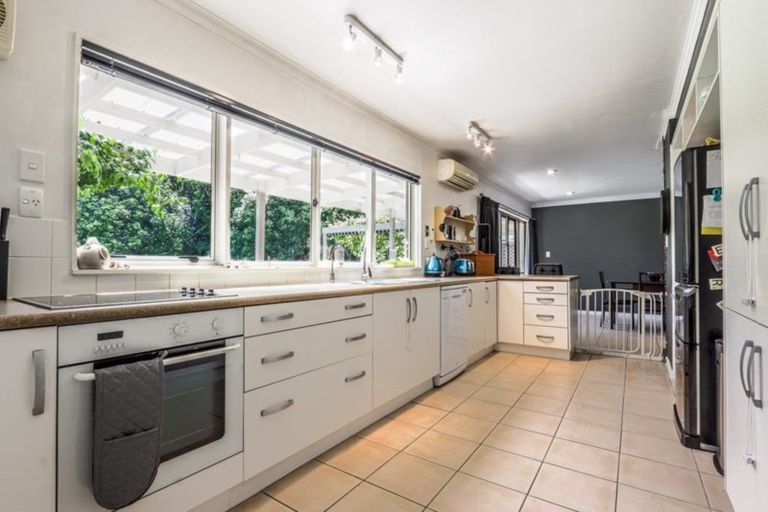 Photo of property in 79 Belvedere Avenue, Waikanae, 5036