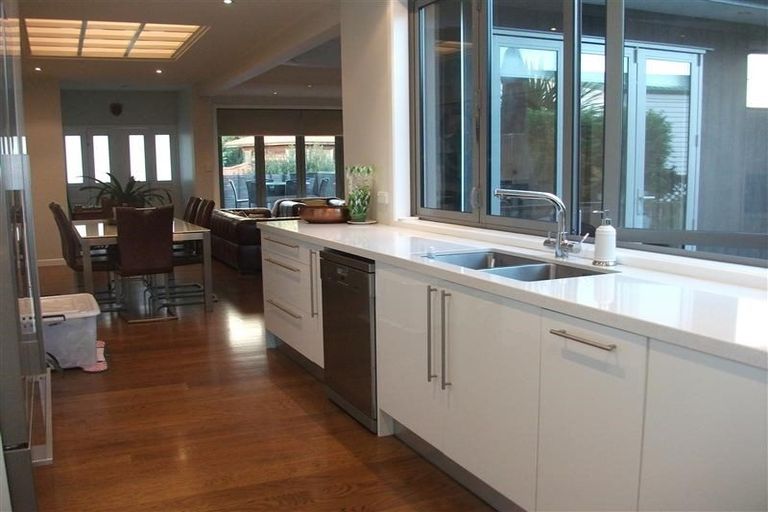 Photo of property in 33a Rewi Street, Torbay, Auckland, 0630