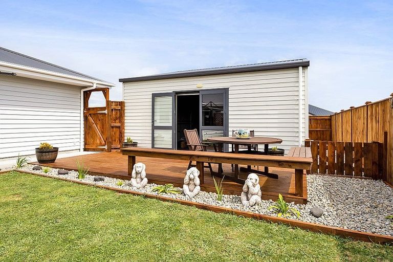 Photo of property in 50 County Drive, Hawera, 4610