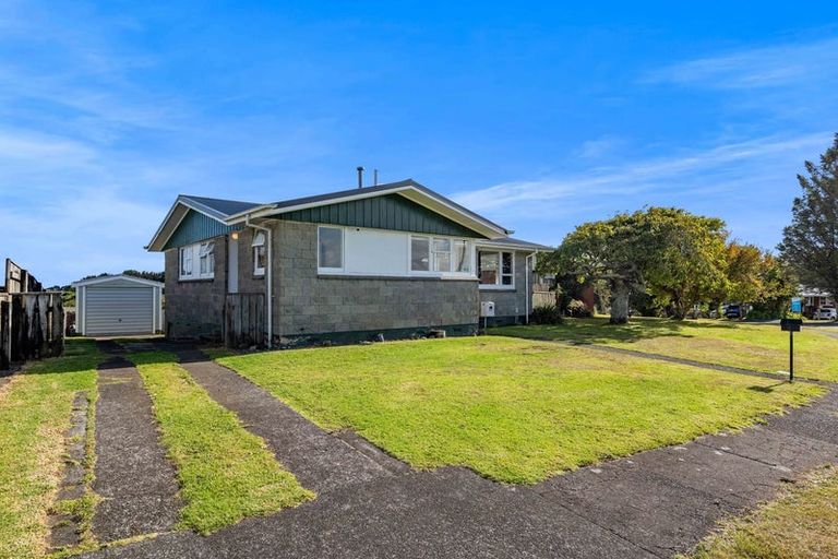 Photo of property in 75 Wrantage Street, Westown, New Plymouth, 4310