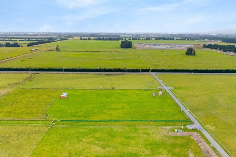 Photo of property in 101c Curraghs Road, Rolleston, 7678