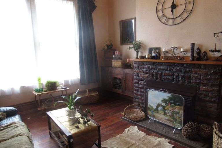 Photo of property in 61 Fergusson Street, Woodville, 4920