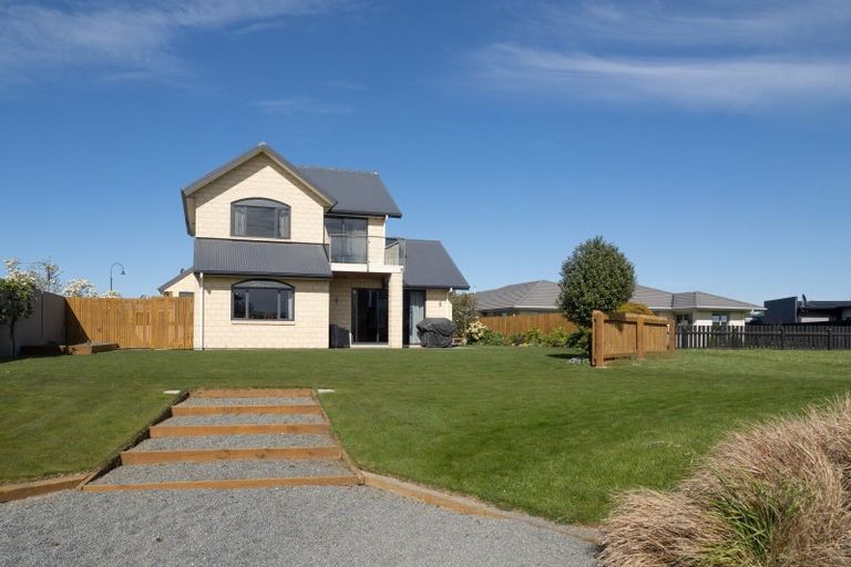 Photo of property in 3 Penbury Close, Huntingdon, Ashburton, 7774