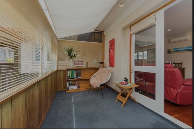 Photo of property in 2/51 Aramoana Avenue, Devonport, Auckland, 0624