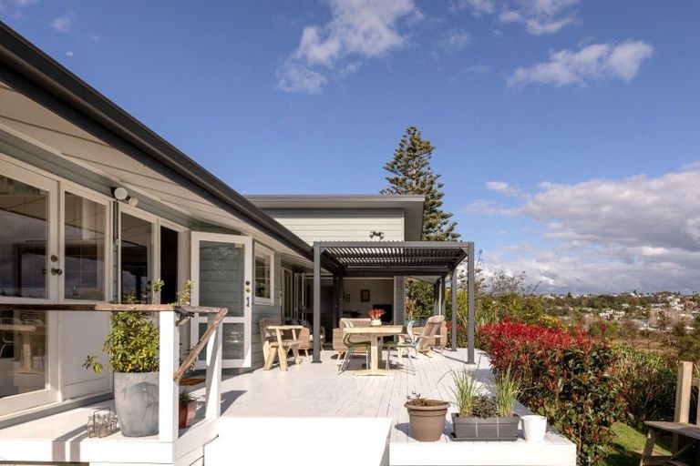 Photo of property in 58 Hall Road, Matua, Tauranga, 3110