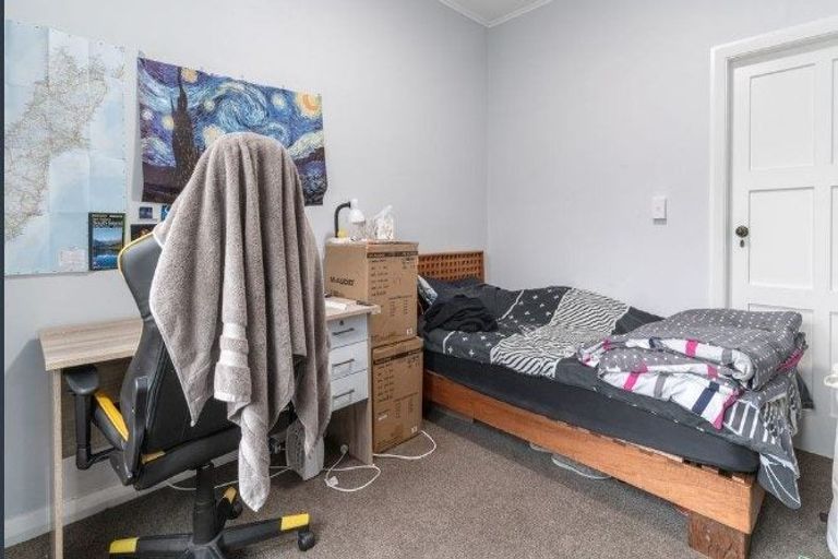 Photo of property in 2 Kawaka Street, Riccarton, Christchurch, 8041