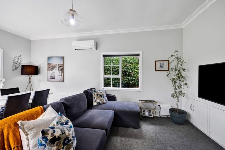 Photo of property in 7 Raiomiti Street, Fitzroy, New Plymouth, 4312