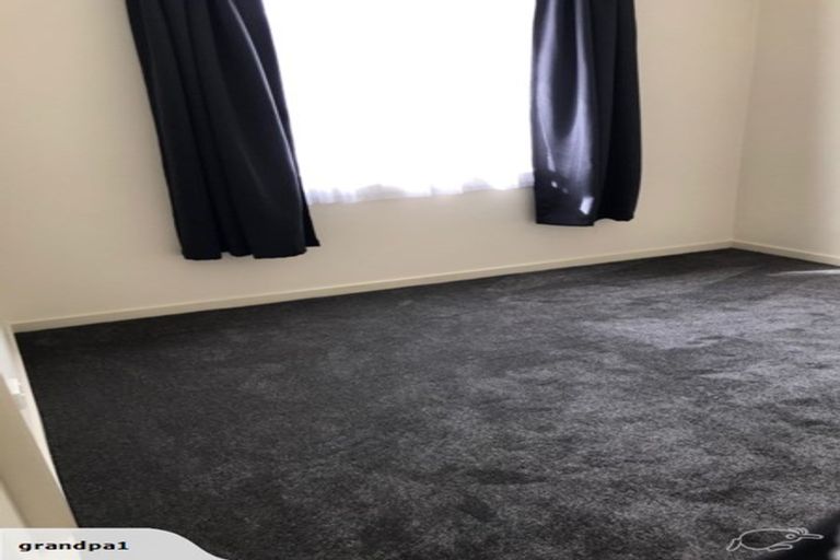 Photo of property in 73 Mangorei Road, Strandon, New Plymouth, 4312