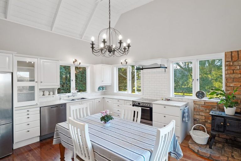 Photo of property in 11 Carol Leon Avenue, Kaukapakapa, 0871