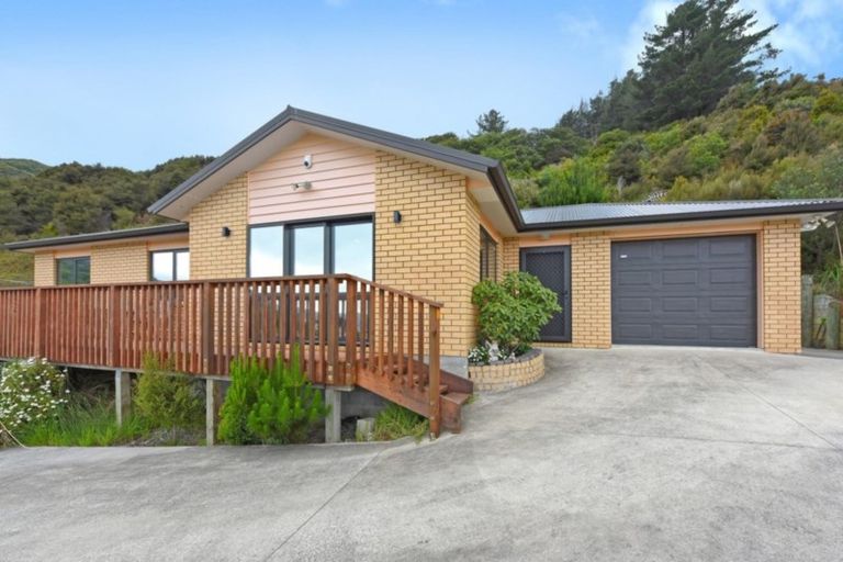 Photo of property in 46f Castlerea Street, Wainuiomata, Lower Hutt, 5014