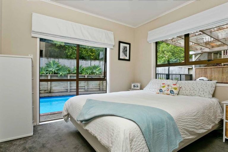 Photo of property in 11 Squirrel Lane, Browns Bay, Auckland, 0630