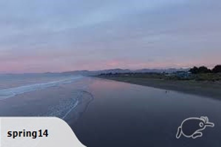 Photo of property in 35 Eastwood Rise, Waimairi Beach, Christchurch, 8083