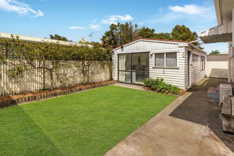 Photo of property in 2 Hodge Place, Aramoho, Whanganui, 4500