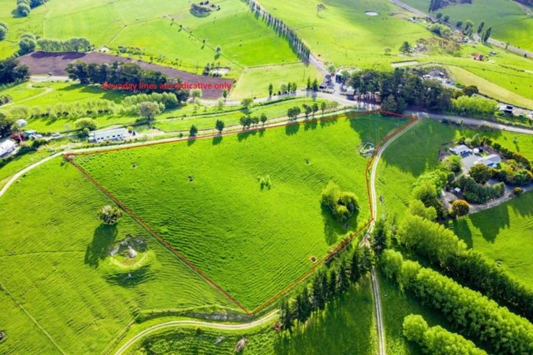 Photo of property in 39b Petley Road, Paparoa, 0571