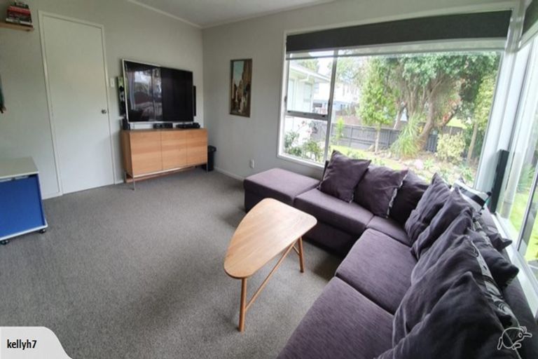 Photo of property in 3 Mckinstry Avenue, Mangere East, Auckland, 2024