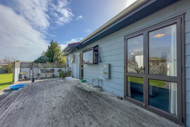Photo of property in 6 Walton Place, Ngatea, 3503