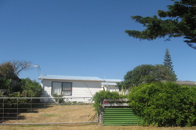 Photo of property in 341 Pukehina Parade, Pukehina, 3189