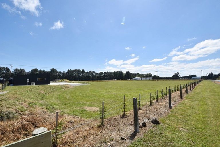 Photo of property in 283 West Plains School Road, West Plains, Invercargill, 9874