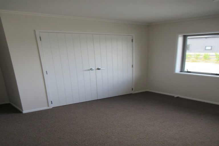 Photo of property in 136 Fairview Drive, Birchville, Upper Hutt, 5372