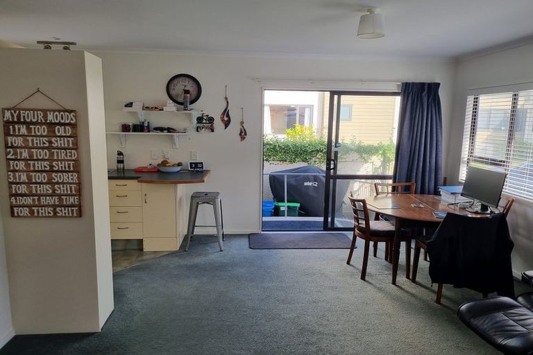 Photo of property in 8e Heath Street, Mount Maunganui, 3116