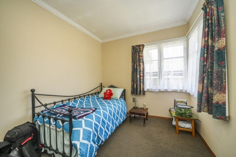 Photo of property in 25 Limbrick Street, Terrace End, Palmerston North, 4410
