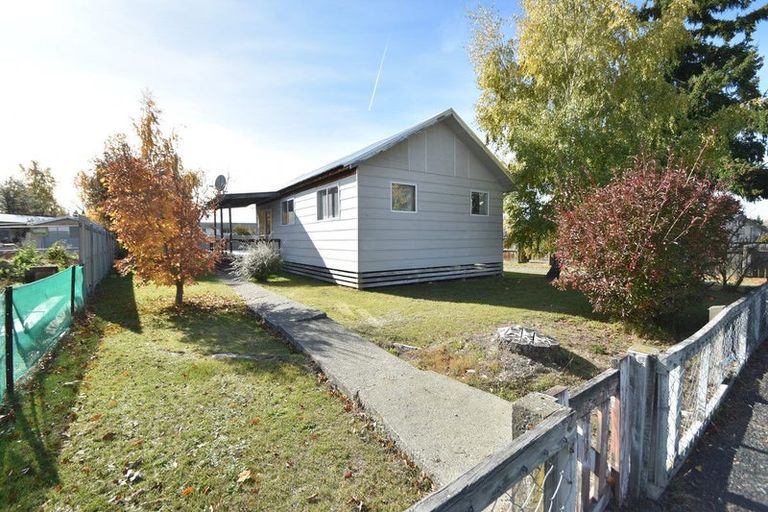 Photo of property in 30 Godley Street, Twizel, 7901